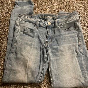 American Eagle Size 6 Jeans